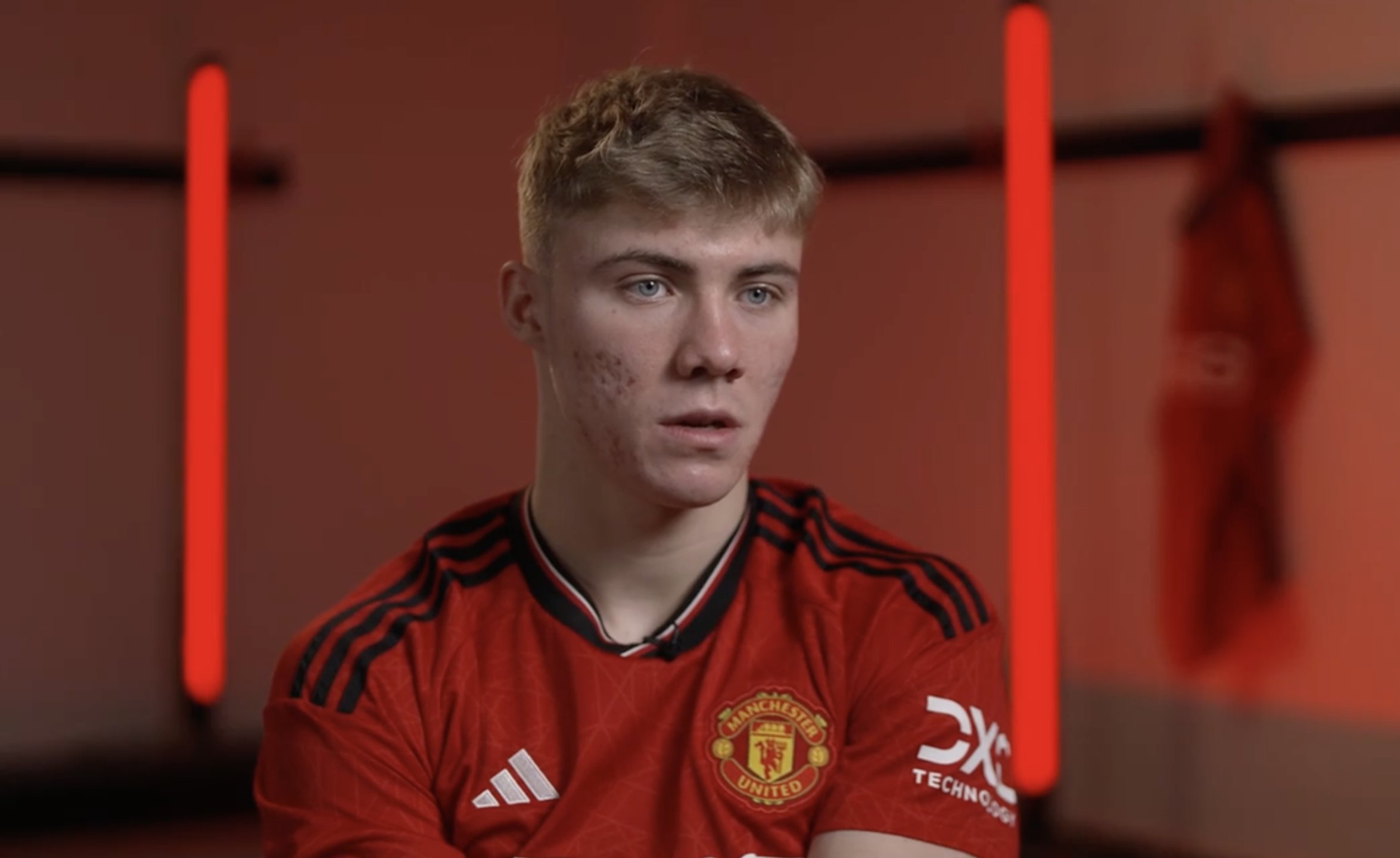 Rasmus Hojlund reveals his favourite Manchester United player before his summer arrival